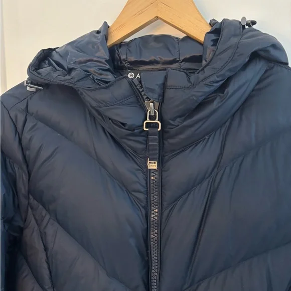Athleta Banner Peak Down Jacket - Picture 6 of 9